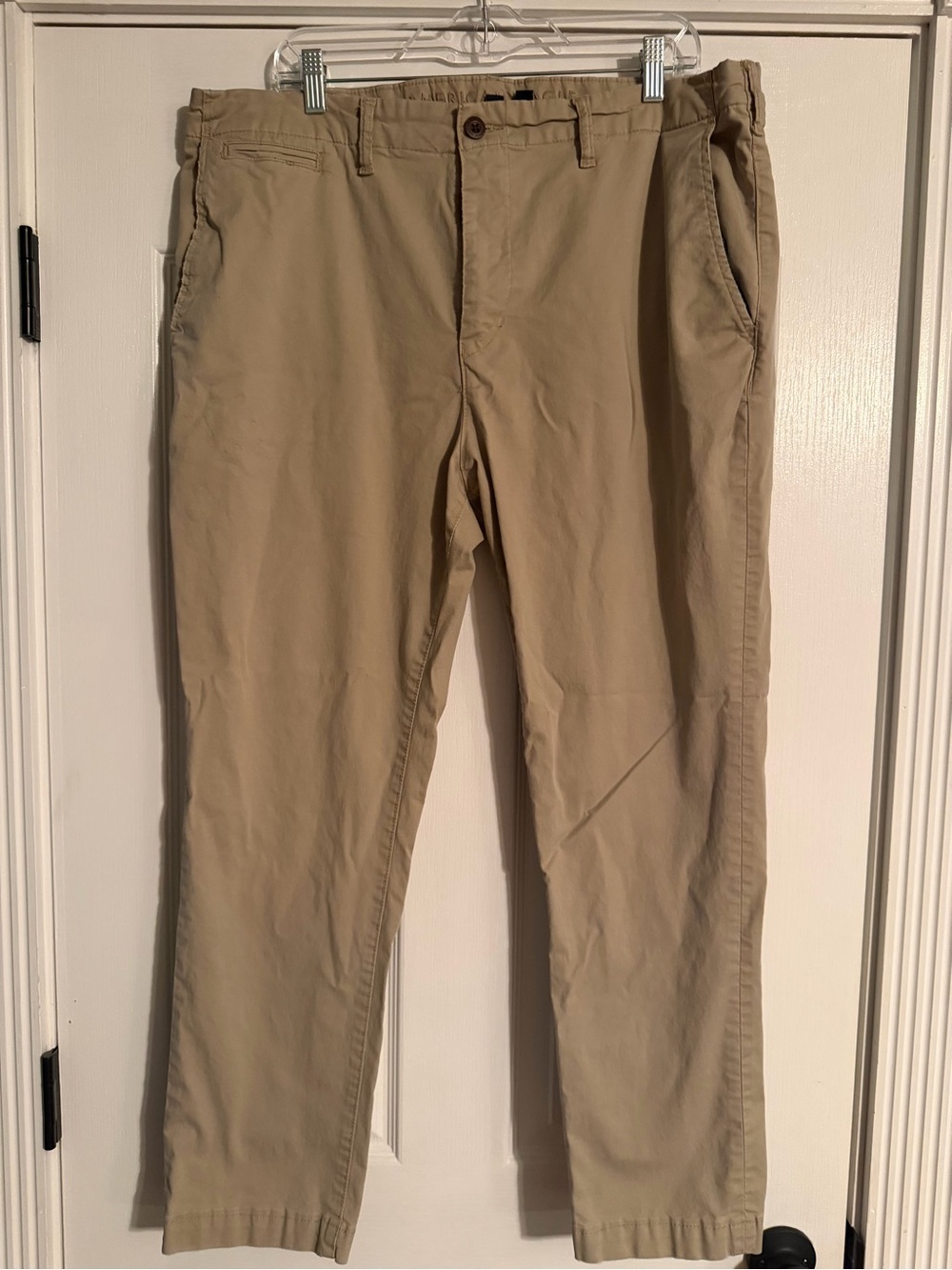 American Eagle Outfitters Men's Tan Chino Pants - Picture 1 of 3